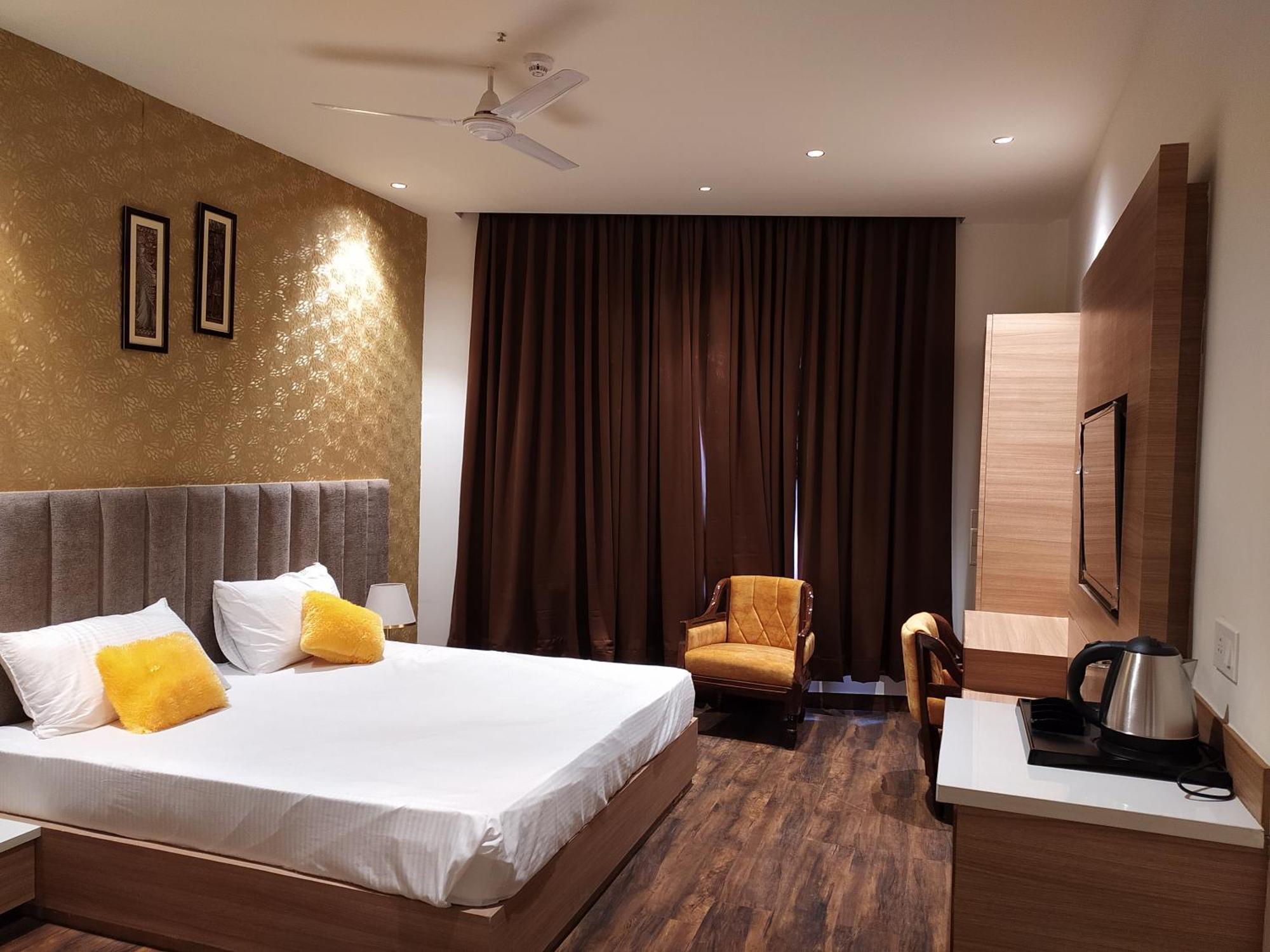 Treehouse London Street Amritsar Hotel Luaran gambar